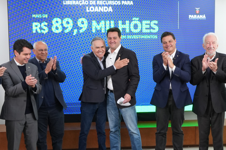 Ratinho Junior confirma mais de R$ 453 milhões para obras em 11 Municípios