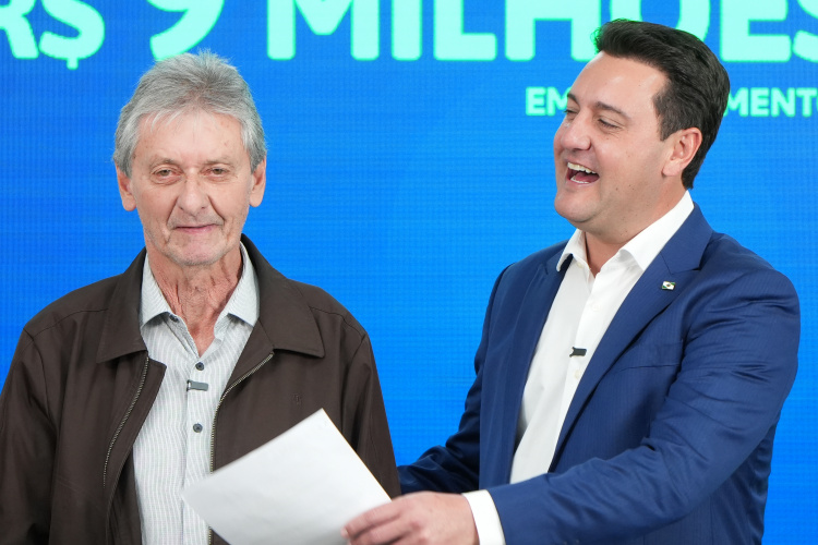 Ratinho Junior confirma quase R$ 890 milhões para obras e investimentos em 12 Municípios
