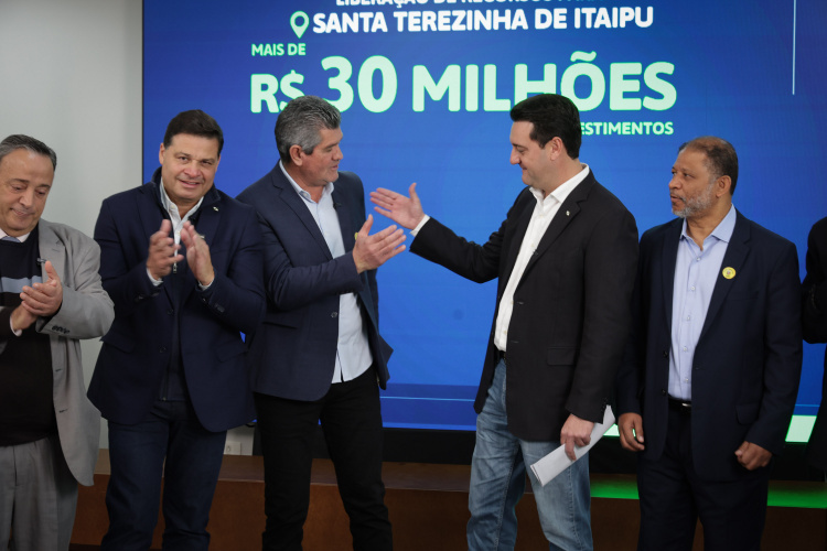 Governador confirma mais R$ 433,4 milhões para obras em 12 Municípios