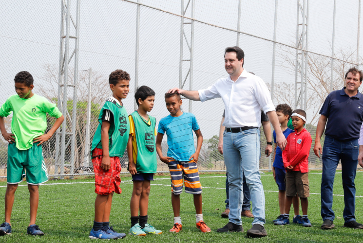 Programa Meu Campinho do Paranacidade inclui, transforma e se torna um forte legado no Governo de Ratinho Junior