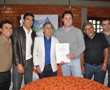 Mais de R$ 7,7 milhões são destinados a melhorias de 14  municípios do Paraná, pela SEDU