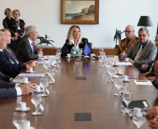 Governadora Cida Borghetti recebe a Missão Anual de Embaixadores da União Europeia que pela primeira vez acontece no Paraná.Curitiba, 03/05/2018.Foto: José Fernando Ogura/ANPr