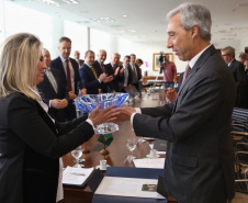 Governadora Cida Borghetti recebe a Missão Anual de Embaixadores da União Europeia que pela primeira vez acontece no Paraná.Curitiba, 03/05/2018.Foto: José Fernando Ogura/ANPr