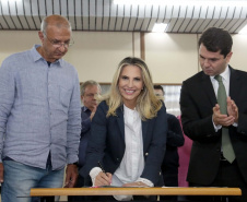 A governadora Cida Borghetti autorizou nesta terça-feira (08) convênios com Araucária, Contenda e Balsa Nova. Os valores somam $32 milhões de recursos a fundo perdido. Curitiba,08/05/2018 Foto:Jaelson Lucas / ANPr