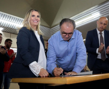 A governadora Cida Borghetti autorizou nesta terça-feira (08) convênios com Araucária, Contenda e Balsa Nova. Os valores somam $32 milhões de recursos a fundo perdido. Curitiba,08/05/2018 Foto:Jaelson Lucas / ANPr