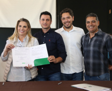 Governadora Cida Borghetti, em Maringá neste sábado (12), autoriza licitações para investimentos em municípios do Noroeste e Norte do Paraná, para obras de infraestrutura urbana e compra veículos e equipamentos. Maringá, 12/05/2018.Foto: José Fernando Ogura/ANPr