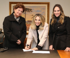Governadora recebe a prefeita de Colombo, Beth Pavin e a deputada Maria Victória.Curitiba, 21/05/2018.Foto: José Fernando Ogura/ANPr