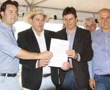 Governo do Estado, pela SEDU, vai asfaltar mais de 170 ruas em Fazenda Rio Grande