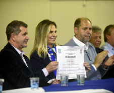 A governadora Cida Borghetti confirmou nesta quinta-feira (21) o apoio do Governo do Estado para um conjunto de obras em São José dos Pinhais, na Região Metropolitana de Curitiba