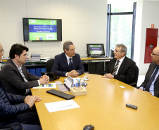 Secretário estadual do Desenvolvimento Urbano, Silvio Barros recebe técnicos do Ministério das Cidades.  Curitiba, 06/11/2018  -  Foto: Jaelson Lucas/ANPr