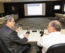 O secretário estadual do Desenvolvimento Urbano (Sedu), Silvio Barros, conduziu nesta segunda-feira (27) a reunião entre as equipes de transição e fez um balanço detalhado das atividades da pasta nos últimos sete meses.  - Curitiba, 26/11/2018  -  Foto: Rogério Machado