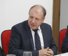 Posse do Conselho de Administração do Serviço Social Autônomo Paranacidade. Tomaram posse os secretários João Carlos Ortega, secretário do Desenvolvimento Urbano; René de Oliveira Garcia Júnior, secretário da Fazenda e Valdemar Bernardo Jorge, secretário do Planejamento.  ? Curitiba, 02/01/2019  -  Foto: Arnaldo Alves/ANPr