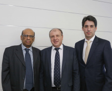 Posse do Conselho de Administração do Serviço Social Autônomo Paranacidade. Tomaram posse os secretários João Carlos Ortega, secretário do Desenvolvimento Urbano; René de Oliveira Garcia Júnior, secretário da Fazenda e Valdemar Bernardo Jorge, secretário do Planejamento.  ? Curitiba, 02/01/2019  -  Foto: Arnaldo Alves/ANPr