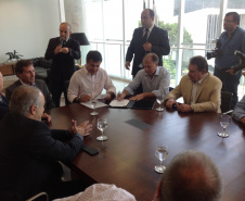 Richa autoriza licitação de R$ 5,5 milhões para pavimentar vias urbanas em Piraquara