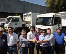 Em Cafelândia e Assis Chateaubriand, Beto Richa destaca investimento histórico