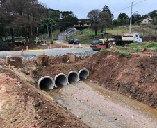 Municípios paranaenses recebem 1,4 mil quilômetros em pavimentação urbana