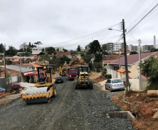 Municípios paranaenses recebem 1,4 mil quilômetros em pavimentação urbana