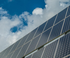 SEDU E PARANACIDADE   fortalecem ações sobre geração de energia fotovoltaica no Paraná