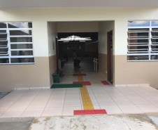 Governo do Paraná investe para melhorar ambiente e transporte escolar