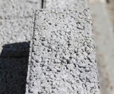 Paranacidade apresenta uso alternativo de pavimentação. O Superintendente executivo do Paranacidade, Álvaro Cabrini, durante vistoria a obras de revitalização de calçadas em Piraquara, na Região Metropolitana de Curitiba. Piraquara, 02/04/2019  -  Foto: Divulgação Sedu/Paranacidade