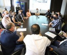 SEDU, Paranacidade e SEIL recebem Relatório de Impacto Ambiental da Nova Ferroeste