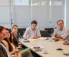 Eduardo Pimentel toma posse como superintendente do Paranacidade