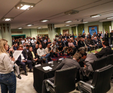 Estado anuncia R$ 41,1 milhões para pavimentação e construção de Praça em Curitiba