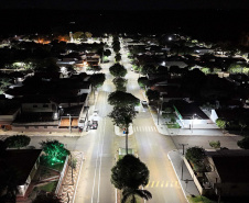 Pela primeira vez, mais de 50% das Luminárias dos Municípios paranaenses são LED