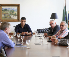 Em encontro com Richa, lideranças do G7 reforçam parceria com o governo