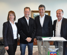 Governo do Paraná, pela SEDU, autoriza mais de R$ 14 milhões para obras em nove municípios