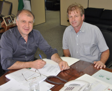 Governo do Paraná autoriza, pela SEDU, mais de R$ 18 milhões em benefícios a 18 municípios 