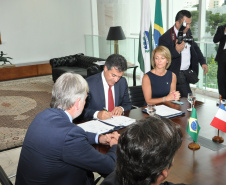 Parceria de projeto sobre resíduos sólidos entre Paraná e França pode se tornar referência nacional 