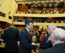 Beto Richa participa da posse dos deputados eleitos
