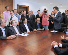 Richa libera financiamento e autoriza obras para 28 municípios paranaenses
