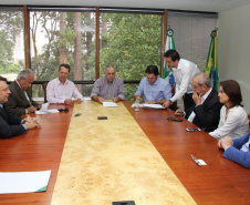 BRDE e SEDU/Paranacidade renovam parceria que beneficia municípios