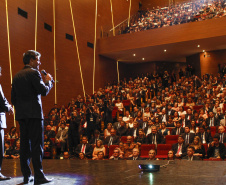 Governador inaugura Teatro Municipal de Cascavel, o maior do interior do Paraná