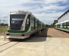 Ratinho Junior busca novas opções de mobilidade urbana e vê no VLT uma boa solução ao Paraná