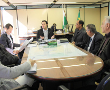 Empresários da Fazendinha e Caiuá comemoram notícia de obras na rua Raul Pompeia