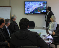 Empresários da Fazendinha e Caiuá comemoram notícia de obras na rua Raul Pompeia