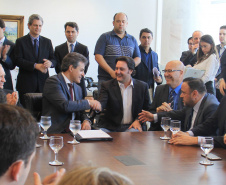 Paraná supera crise e governo autoriza, pela SEDU, mais de R$ 52 milhões para financiamentos a 35 municípios