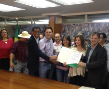 Ratinho Junior leva benefícios à população de Londrina e Região, inclusive à Avenida Saul Elkind