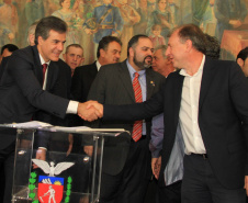 “Investimentos, inovações, serviços e obras provam que o melhor estava por vir e já chegou no Paraná” diz o governador