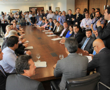 Governador autoriza mais de R$35 milhões para investimentos em 30 municípios do Paraná