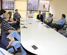 Coordenadores de Escritórios Regionais do Paranacidade renovam Contrato de Gestão, uma iniciativa inédita no País em administração pública