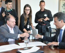 Lei Eleitoral apressa prefeitos com projetos para beneficiar a população do Paraná