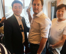 Ratinho Junior busca, na Ásia, investidores e, ainda, traz na bagagem saber sobre tecnologias alternativas aos paranaenses 