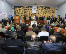 O governador Beto Richa autoriza obras e recursos para Ponta Grossa, região dos Campos Gerais