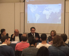 Ratinho Junior traz da Europa exemplos de sucesso para o Paraná