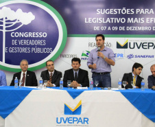 Em Congresso na UVEPAR, Ratinho Junior recomenda aos vereadores uma nova cultura política