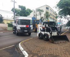 Apucarana comemora 73 anos de emancipação política e recebe obras e veículos do Governo do Paraná